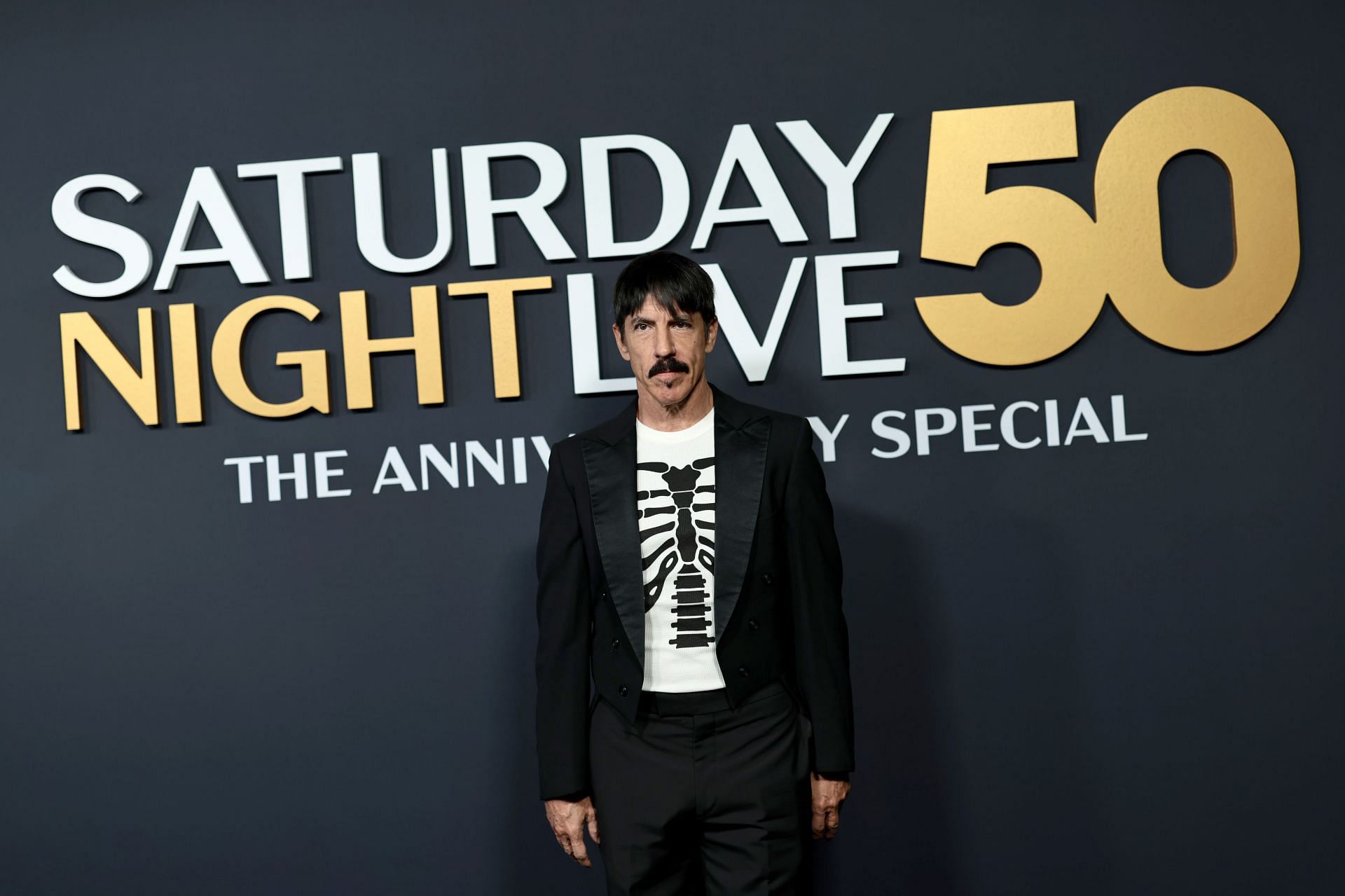 Anthony Kiedis attends SNL50 (Image via Getty)